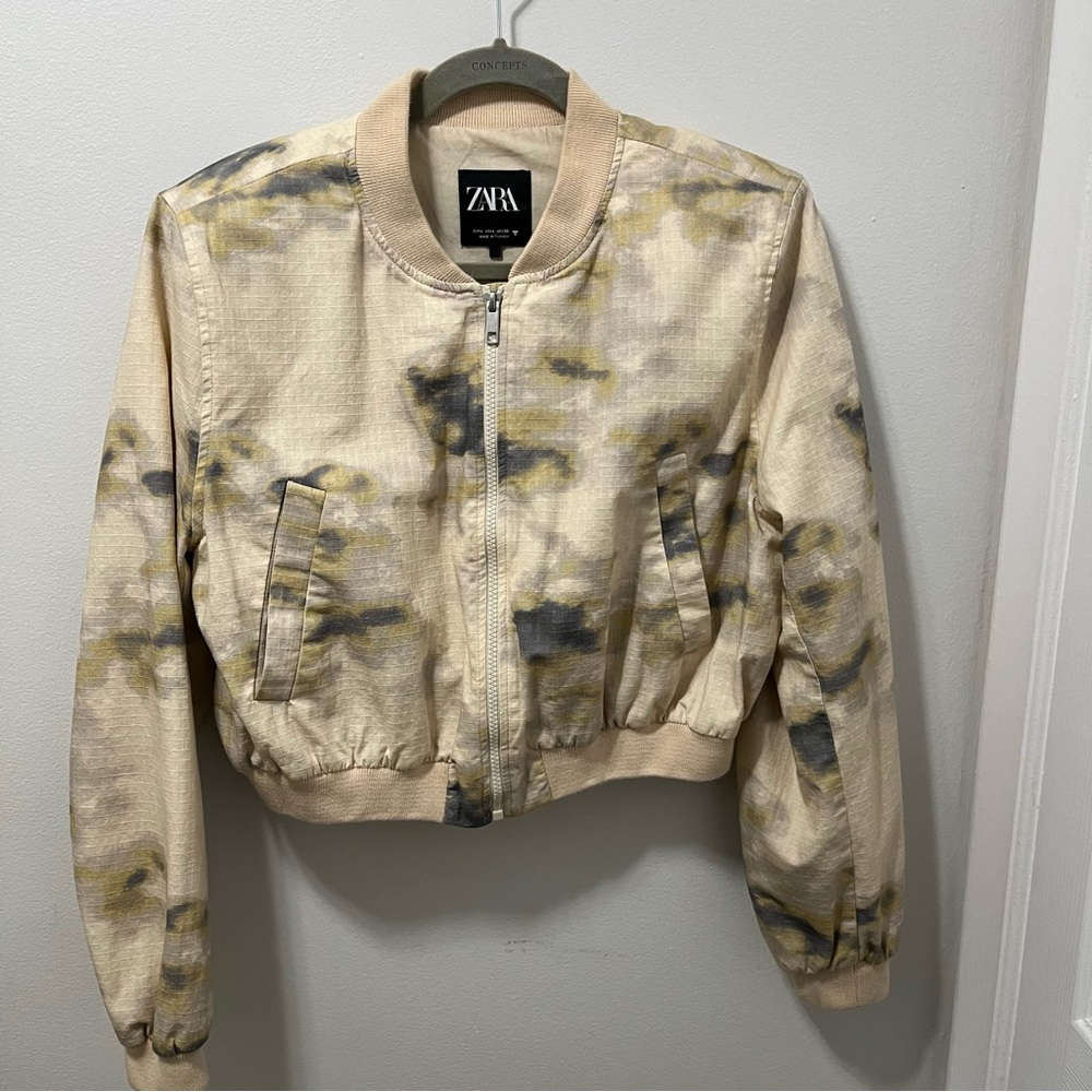 BEIGE BOMBER JACKET BY ZARA - Picture 3 of 11